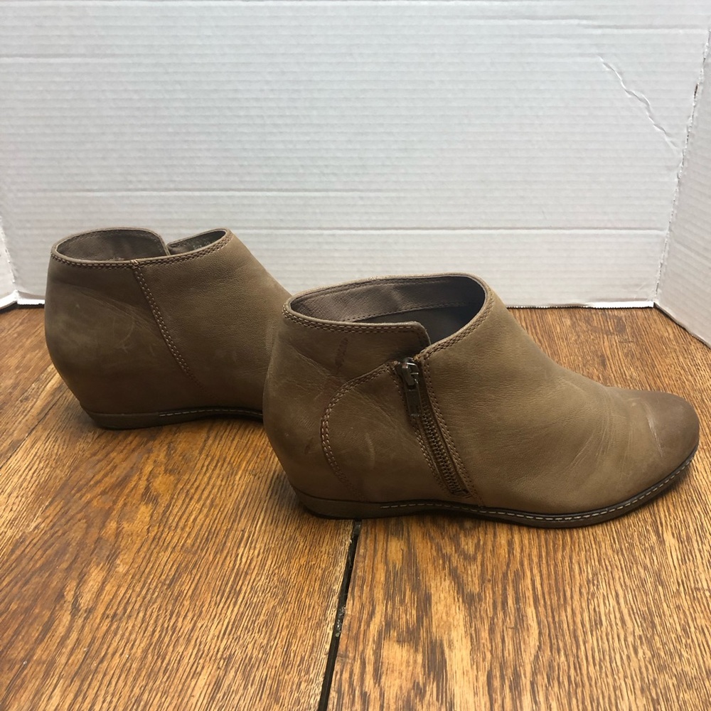 Dansko Shoes Size 8 Womens 39 Leyla Ankle Boots Brown Leather Hidden Wedge Zip